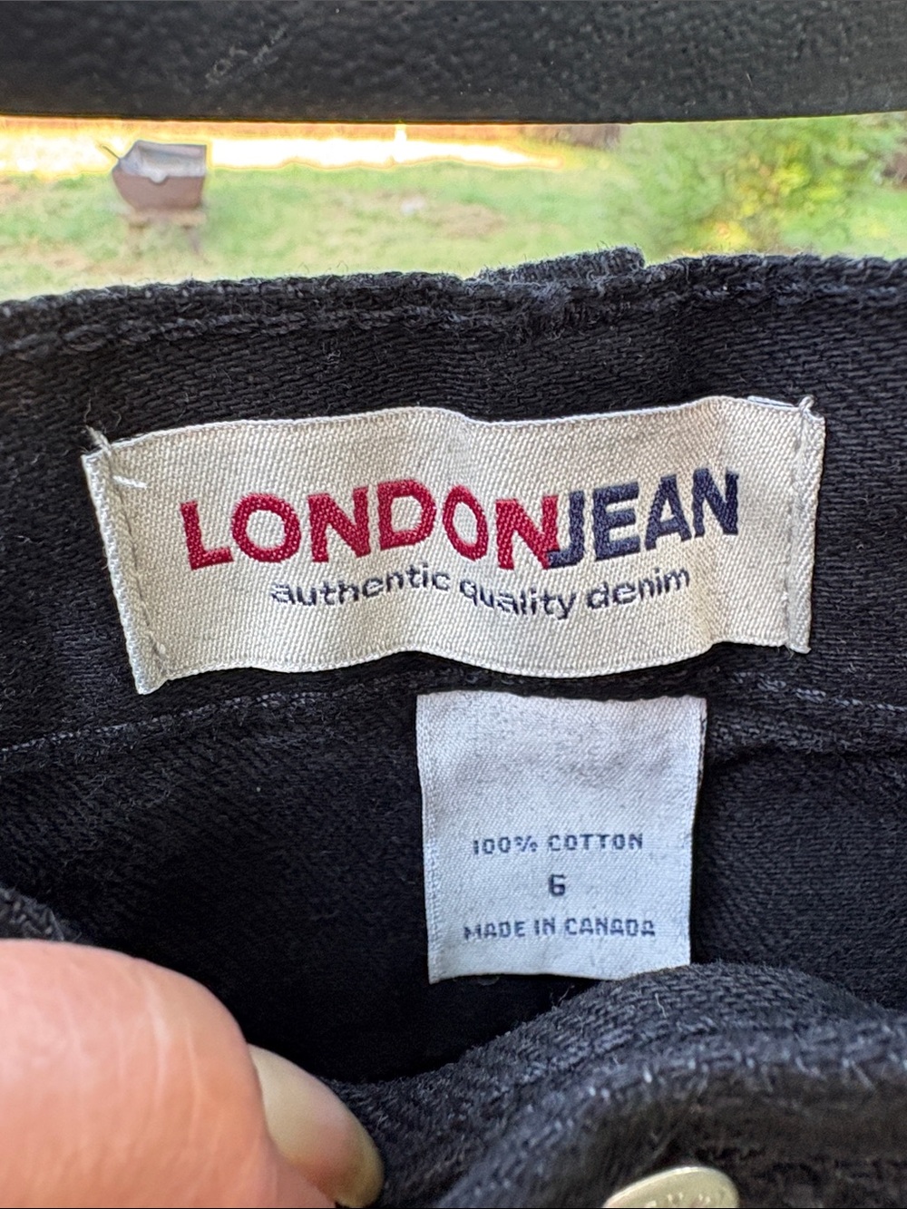 LONDONJEAN Black Women's Denim Jean Shorts - Picture 2 of 10